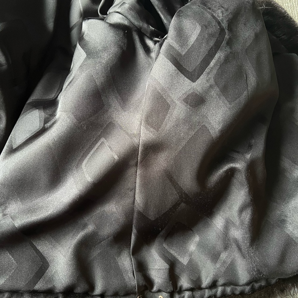 Mink jacket - Picture 15 of 17